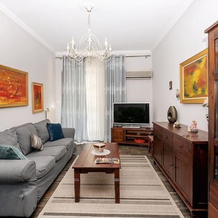 Апартаменты Charming & Authentic Gem - Walk To Port & Shops! Патра Экстерьер фото